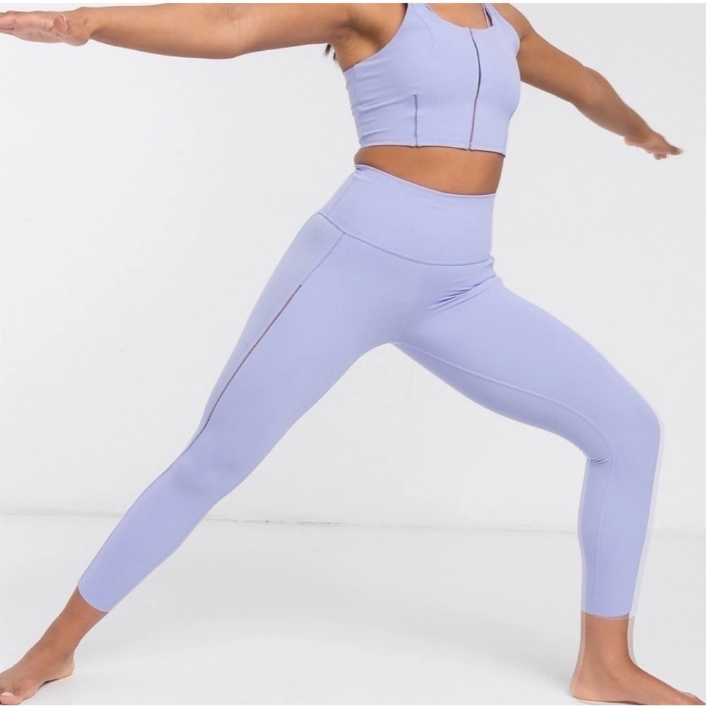 Nike Yoga Dri-Fit Purple Athleisure Set (Leggings + Bra) Never Worn in Medium